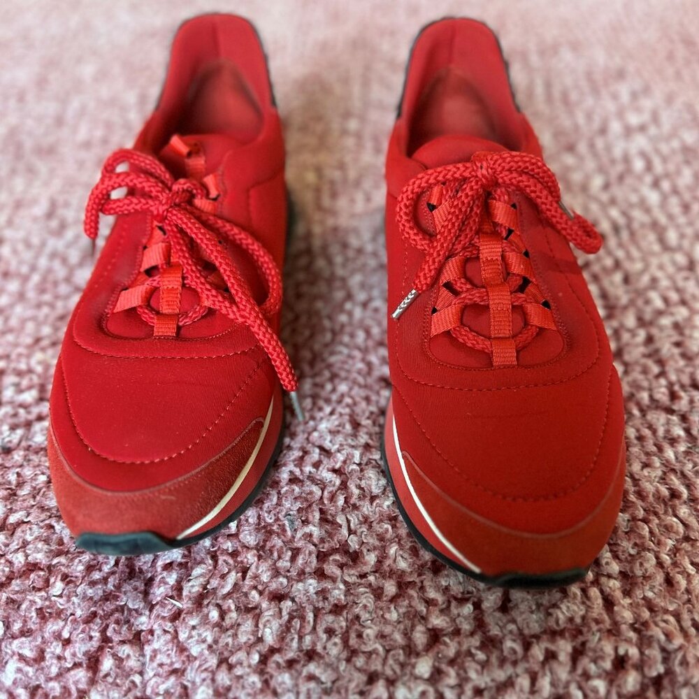 Hermès “Miles” Low-Top Sneakers – Red Leather & Neoprene w/ Black Heels Size 41
